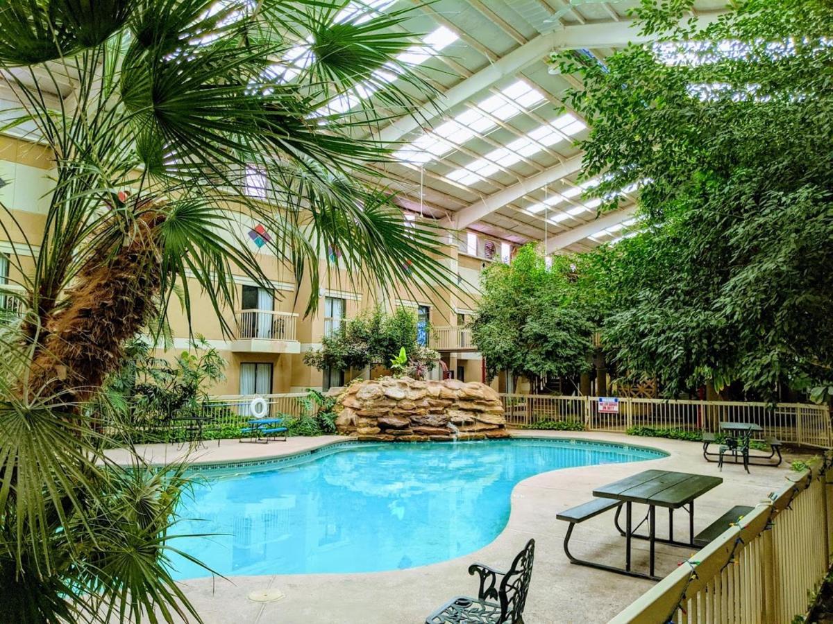Atrium Inn Fort Stockton Eksteriør billede